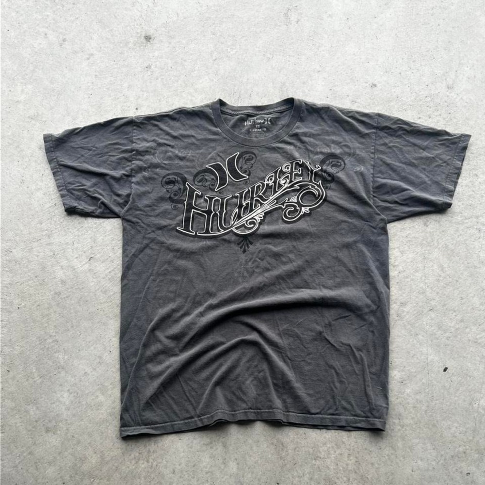 Vintage Hurley Graphic T-Shirt Essential